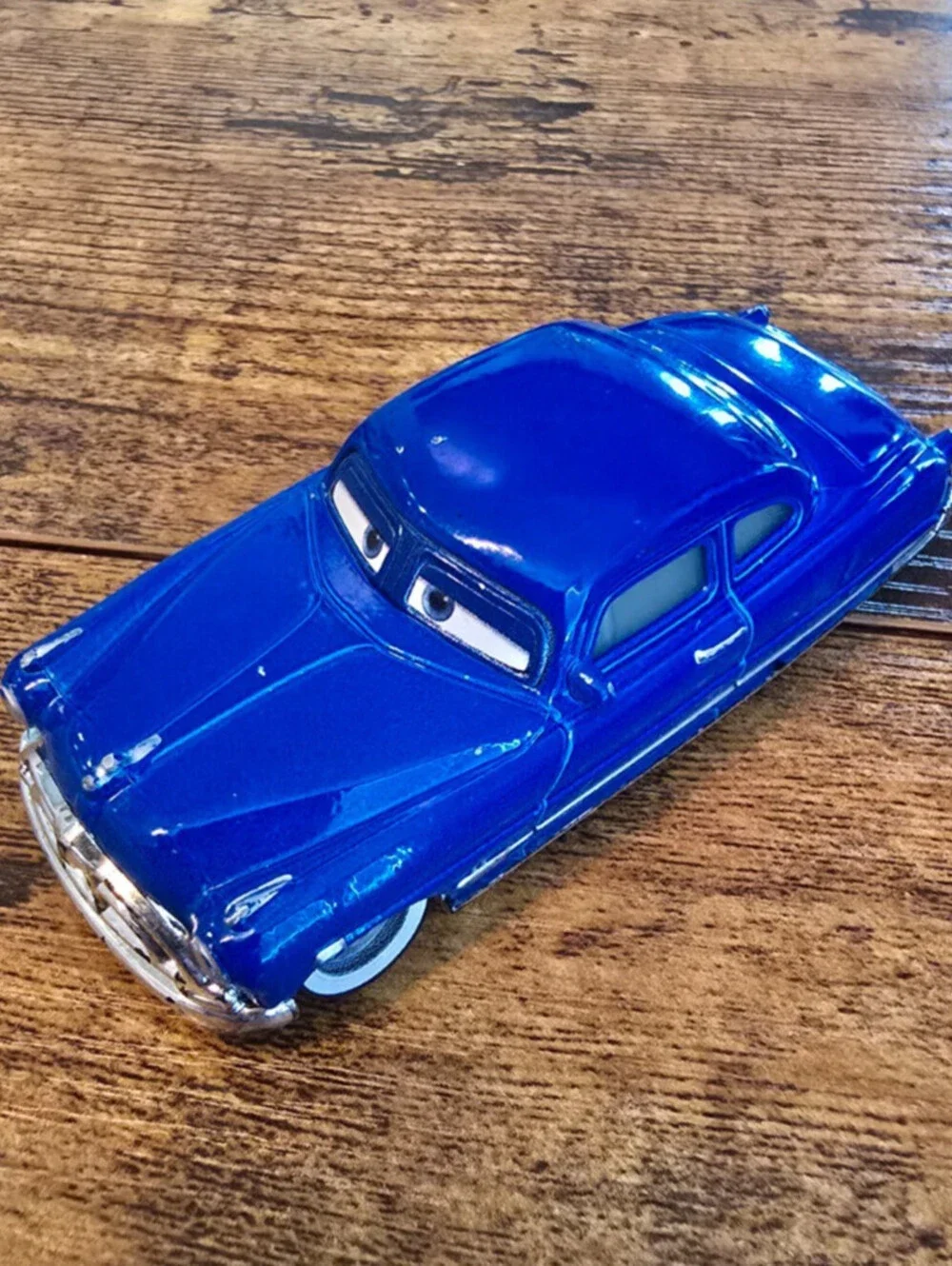 World of Cars Die Cast Doc Hudson Hornet Blue 1:55 Scale